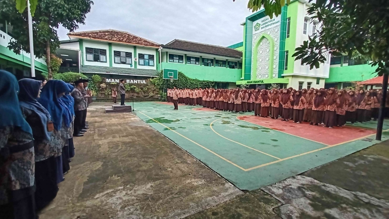 Apel Hari Pertama Masuk Sekolah Semester Genap TA 2024/2025 MAN 3 Bantul