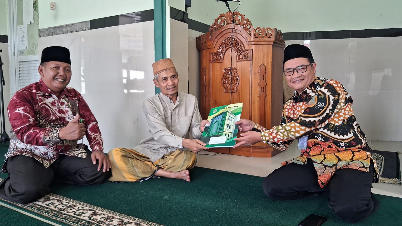 Penuhi Permintaan Pensiunan, Kepala MAN 3 Bantul Gelar Silaturahmi Hangat ke Kediaman Imam Buchori